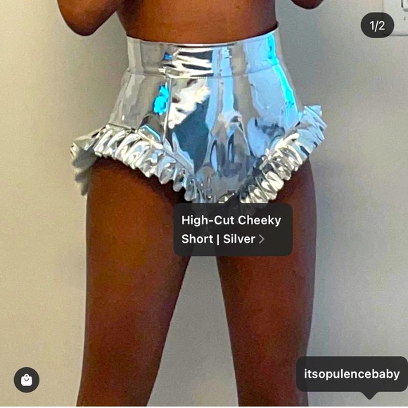 charworkroom Pants - High waist cheeky shorts